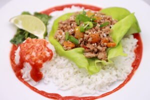 KETO Low-Carb Asian Lettuce Wraps